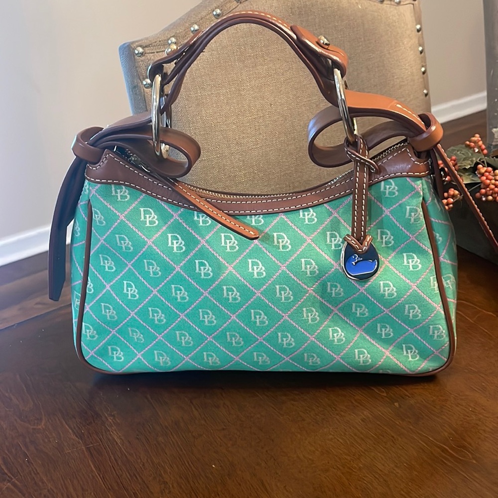 💕💕💚EUC DOONEY & BOURKE